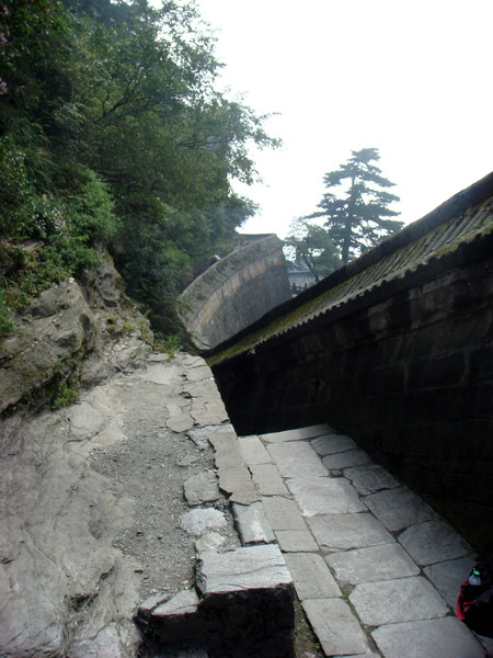 Image: /media/?path=/trips/2007-08-13 China/2007-08-20_Wudang/20070820-104438-0-Rob.jpg